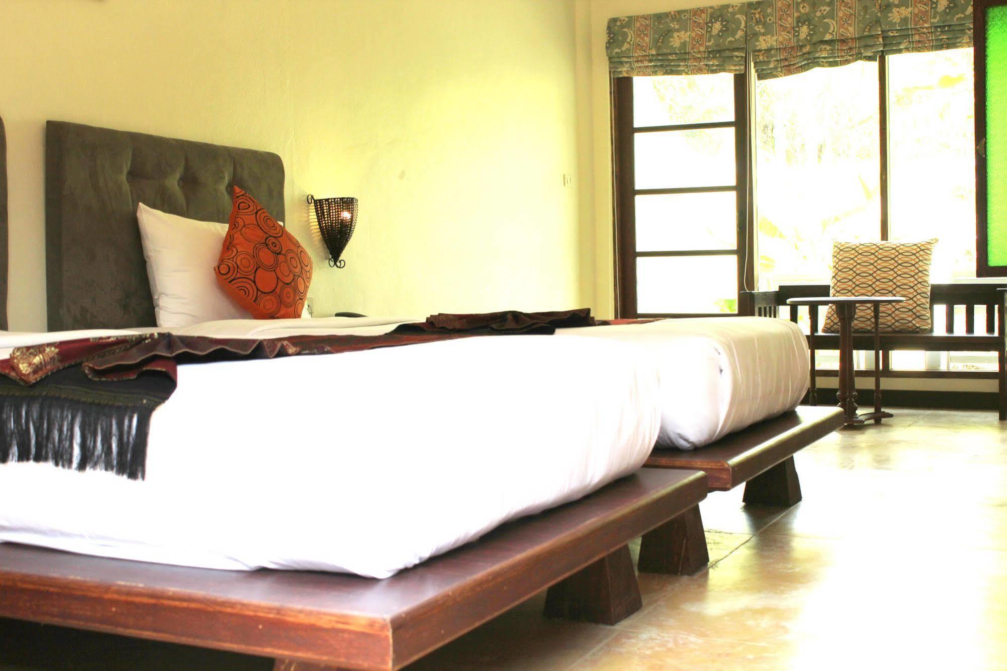 Baan Panwa Resort&Spa Luaran gambar